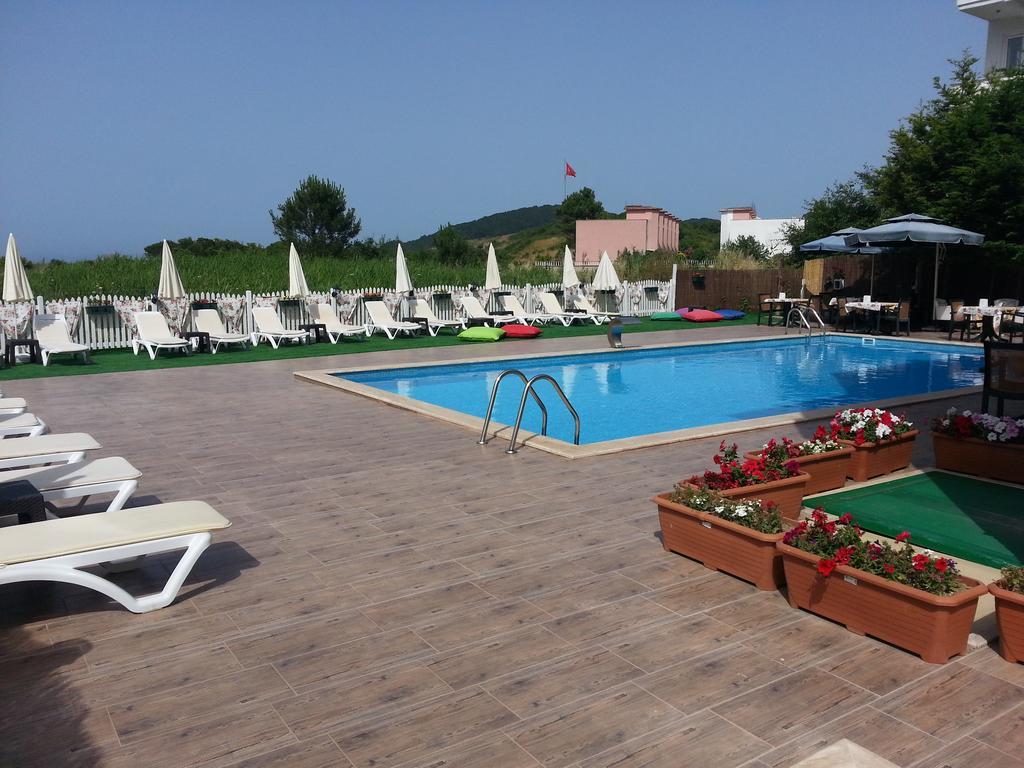 Velena Hotel Ağva Exterior foto